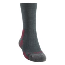 32%OFF メンズハイキングソックス （男性と女性のための）Bridgedaleハイキングソックス Bridgedale Hiking Socks (For Men and Women)画像